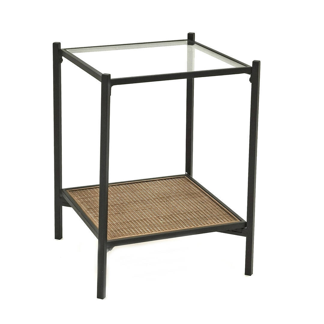 Mesa Auxiliar Cuadrada con Estructura de Metal Negro y Tablero de Ratán y Cristal 60-130