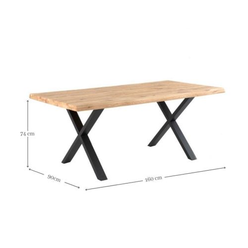 Mesa de Comedor CORINE con Patas Negras en Cruz y tablero de Madera