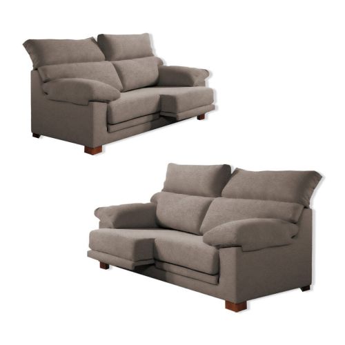 Conjunto de sofás de tres y dos plazas con asientos deslizantes y cabezales abatibles.